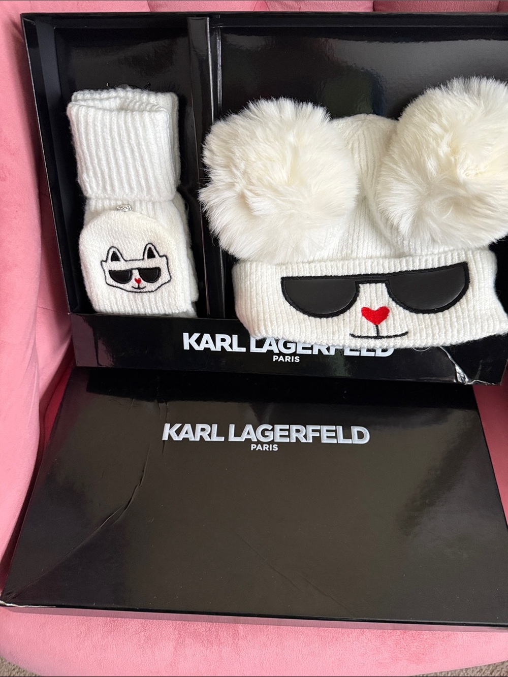 Karl Lagerfeld Kids White Pom-Pom Beanie & Mittens Set